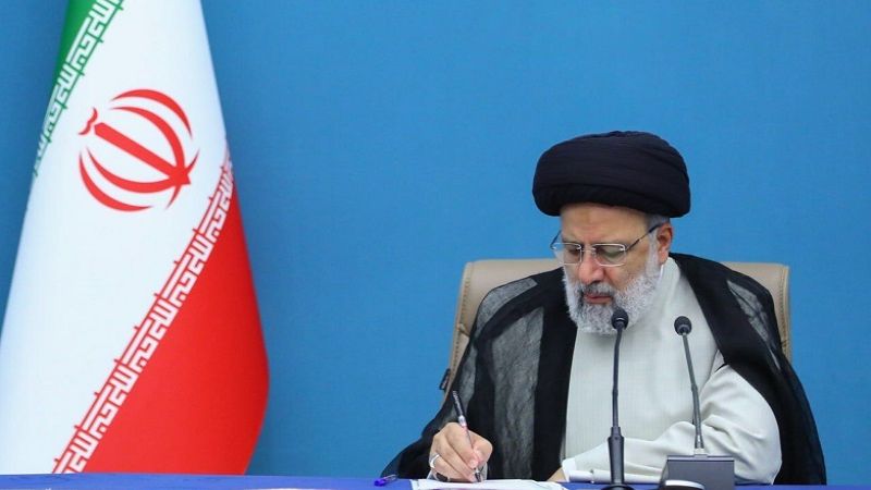 الرئيس الإيراني: الكيان الصهيوني سيدفع ثمن جريمة اغتيال الشهيد موسوي
