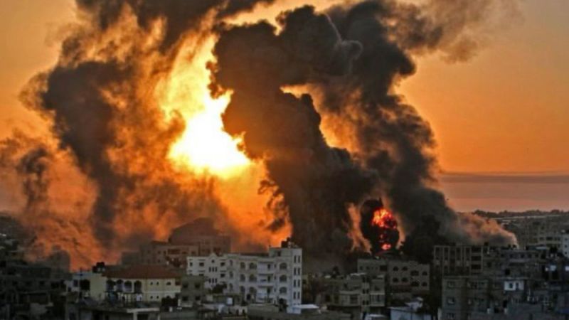 قصف إسرائيلي مكثف يستهدف منطقة جباليا البلد شمالي قطاع غزة