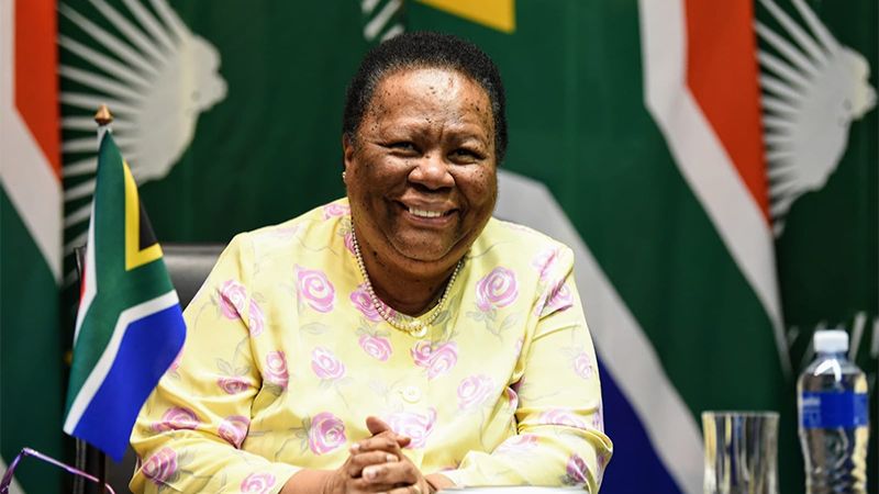 وزيرة خارجية جنوب أفريقيا: لا يمكن تنفيذ أوامر محكمة العدل الدولية دون وقف إطلاق النار