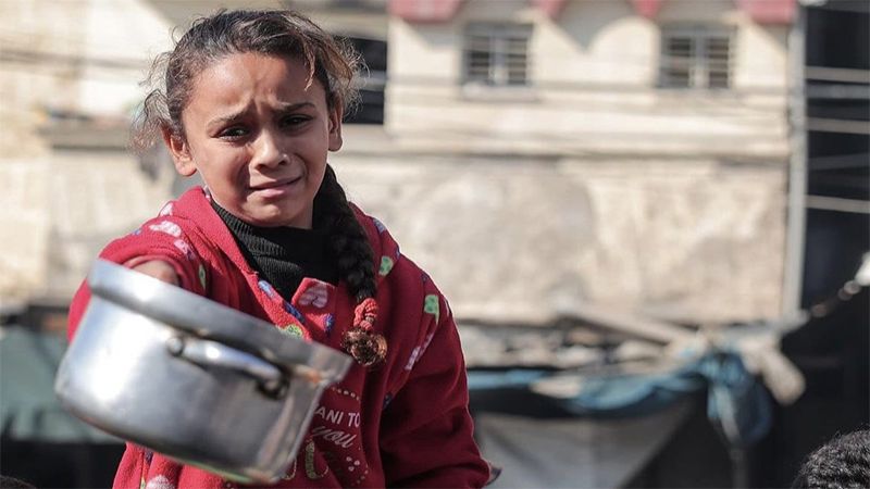 الدفاع المدني في غزة: النازحون برفح يعيشون بين برودة الطقس وشح الغذاء والخوف من القصف الإسرائيلي