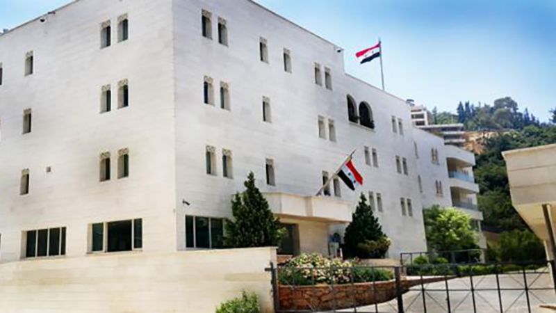 السفارة السورية في لبنان: نثمن تعاون الحكومة اللبنانية والمواقف الوطنية التي تدعو إلى نبذ التحريض ضد المواطنين السوريين