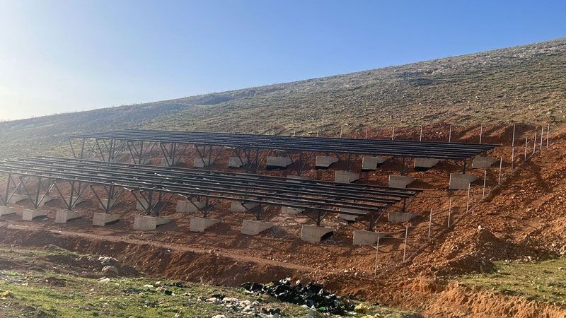 لبنان: رئيس اتحاد بلديات بعلبك تفقد أعمال تركيب منظومة للطاقة الشمسية لبئر دورس الجنوبي