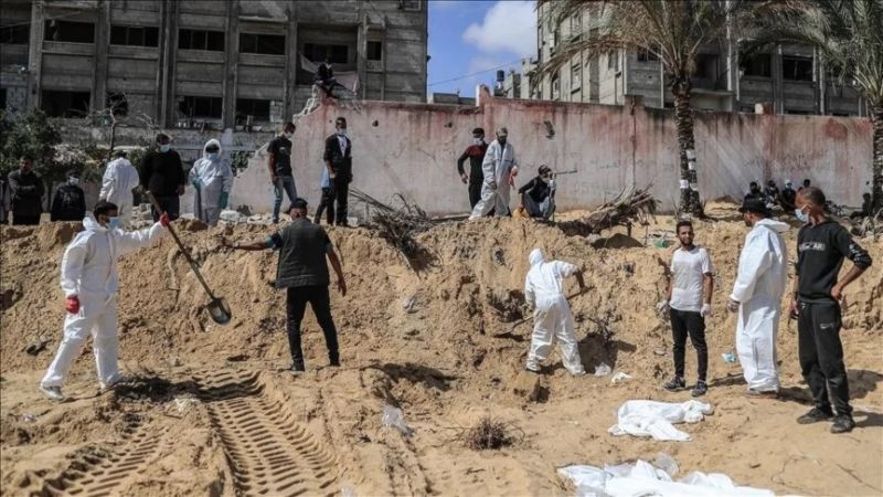 خان يونس: الاحتلال دفن 20 شخصًا بمجمع ناصر الطبي وهم أحياء