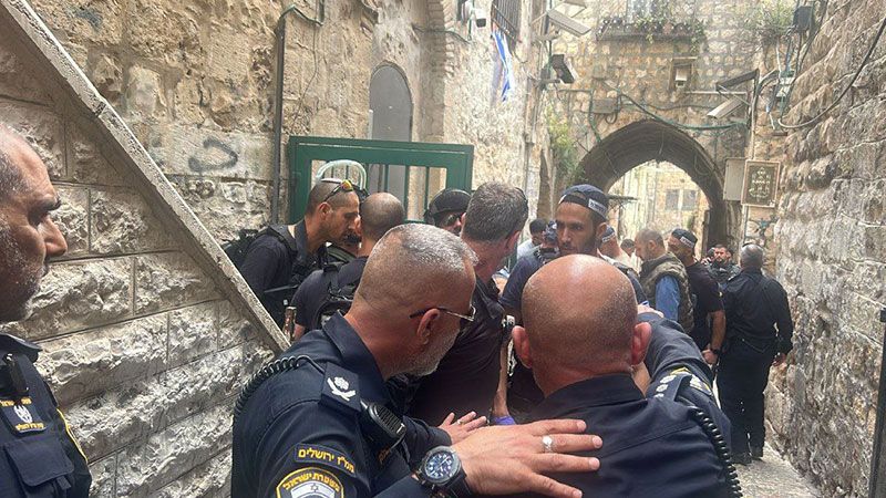 إطلاق النار على منفذ عملية الطعن عند باب الساهرة في القدس المحتلة