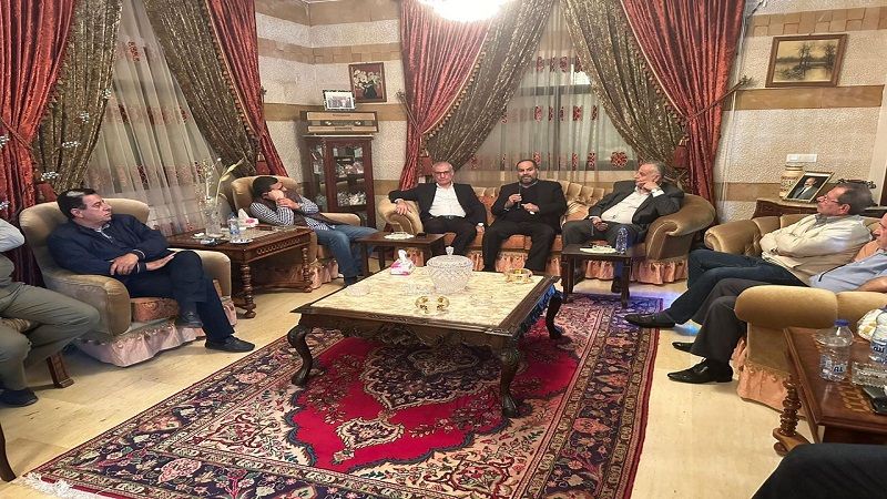 لبنان| حزب الله نظّم لقاءات سياسيّة مع أكاديميين في صيدا والجوار حول الأوضاع الراهنة