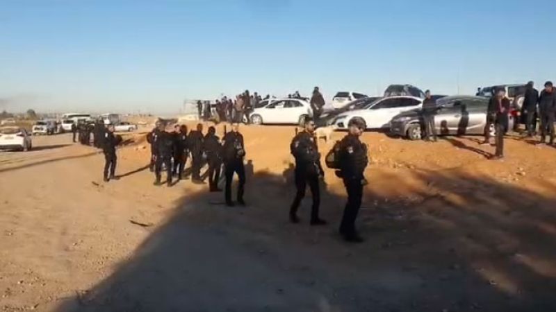 شرطة الاحتلال تنتشر بكثافة في النقب تمهيدًا لهدم 47 منزلًا في منطقة وادي الخليل