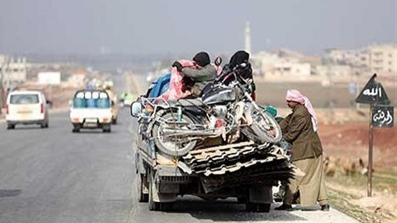 السلطات السورية تُعِد نقطتي عبور لخروج المدنيين من إدلب