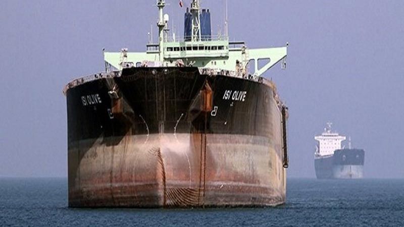 ناقلة نفط إيرانية ترسو في ميناء سعودي اثر خلل فني