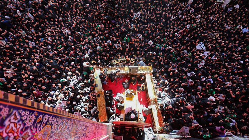 الملايين يحيون ذكرى استشهاد الإمام الحسين (ع) في كربلاء المقدسة