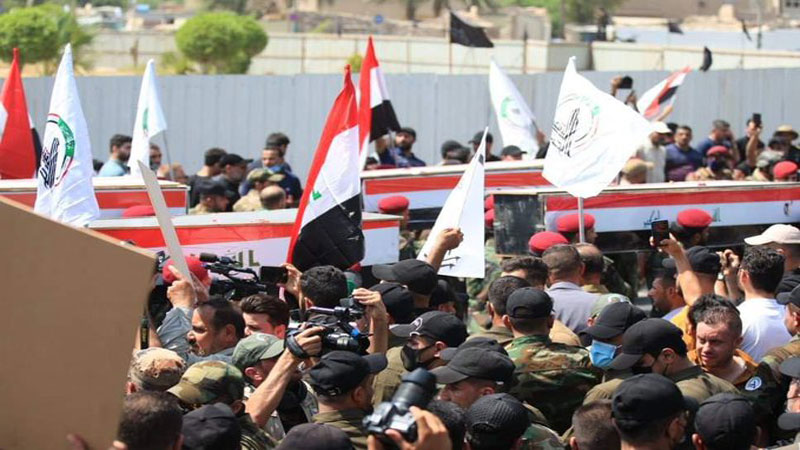 العراق: تشييع شهداء الاعتداء الأميركي الغادر إلى مثواهم الأخير 