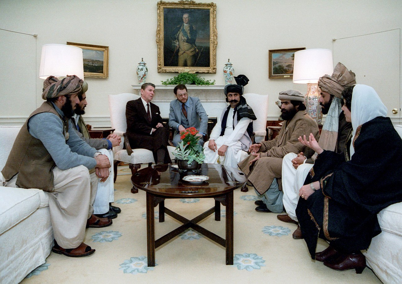 أميركا وصناعة "المجاهدين"(1): كيف دفعت بالروس إلى الفخّ الأفغاني؟