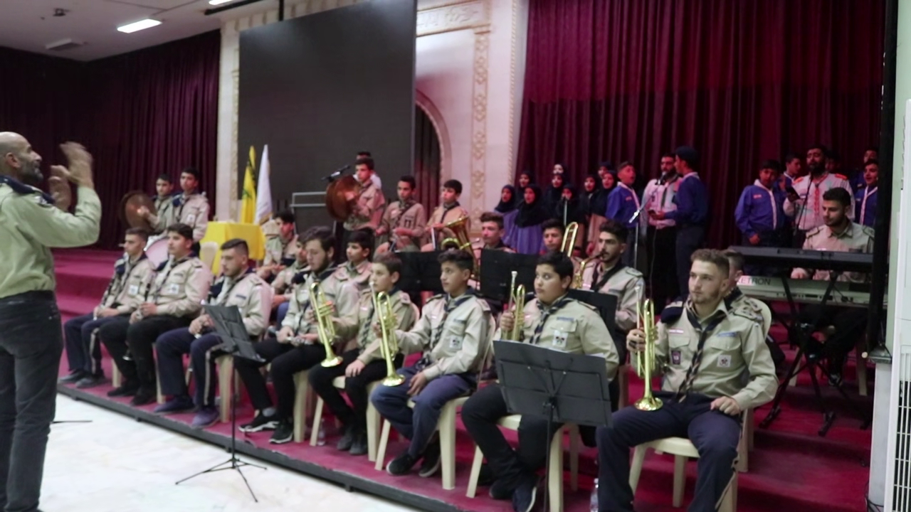 حزب الله وأهالي الهرمل يحيون ذكرى ولادة الرسول (ص)