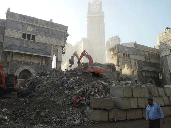 آل سعود: خدّام المال ومدمِّرو الآثار الإسلامية
