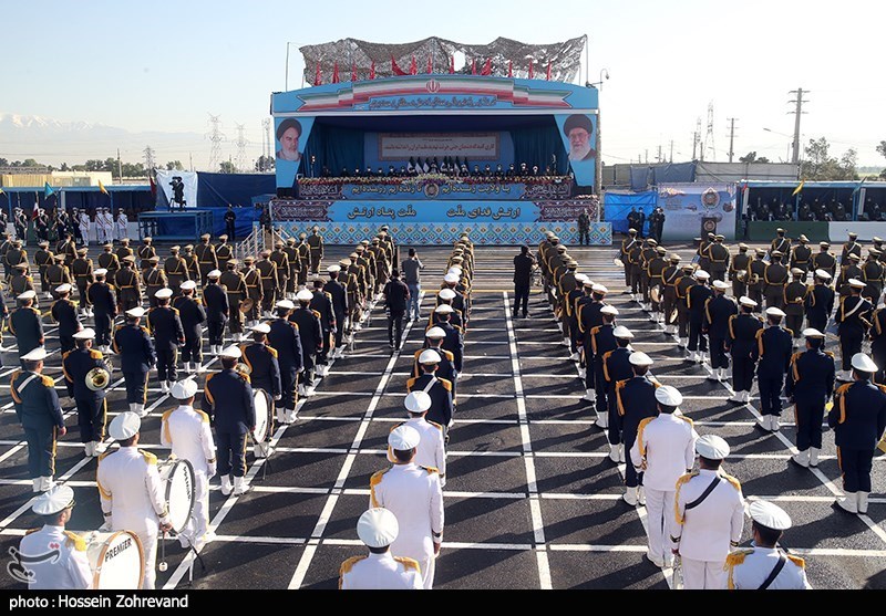 رئيسي في يوم الجيش الإيراني: سنردّ على الصهاينة في قلب كيانهم إن تحركوا ضدنا
