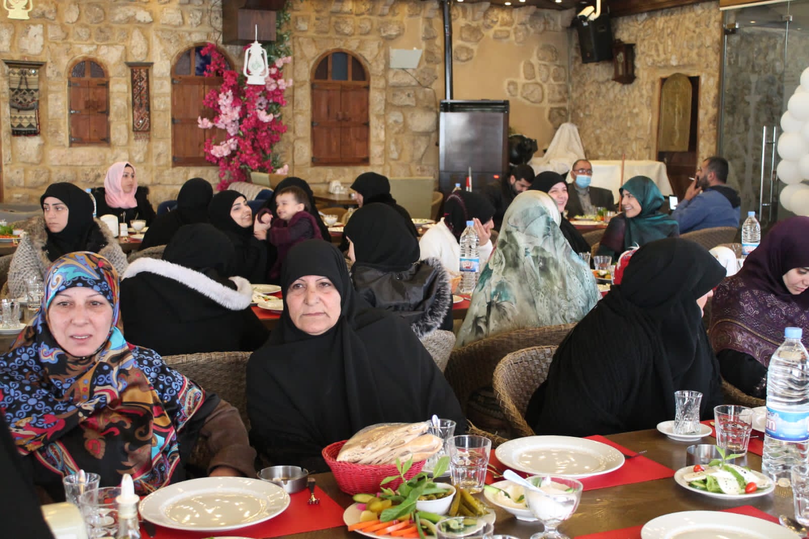 لبنان: مؤسسة الجرحى في البقاع تنظم لقاءً تكريميًا خاصًا لأمهات وزوجات المقاومين الجرحى
