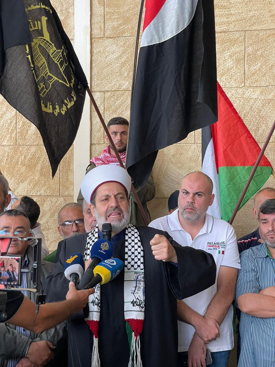 وقفة تضامنية مع المقاومة الفلسطينية في المنية